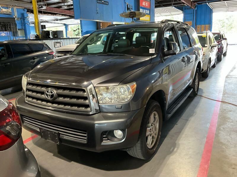 Toyota Sequoia