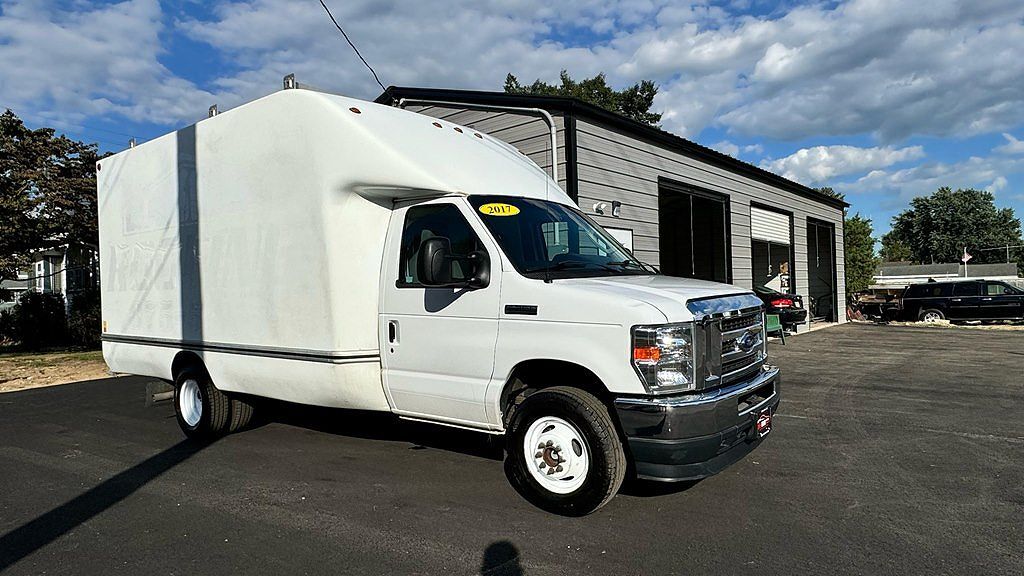 Ford E-350