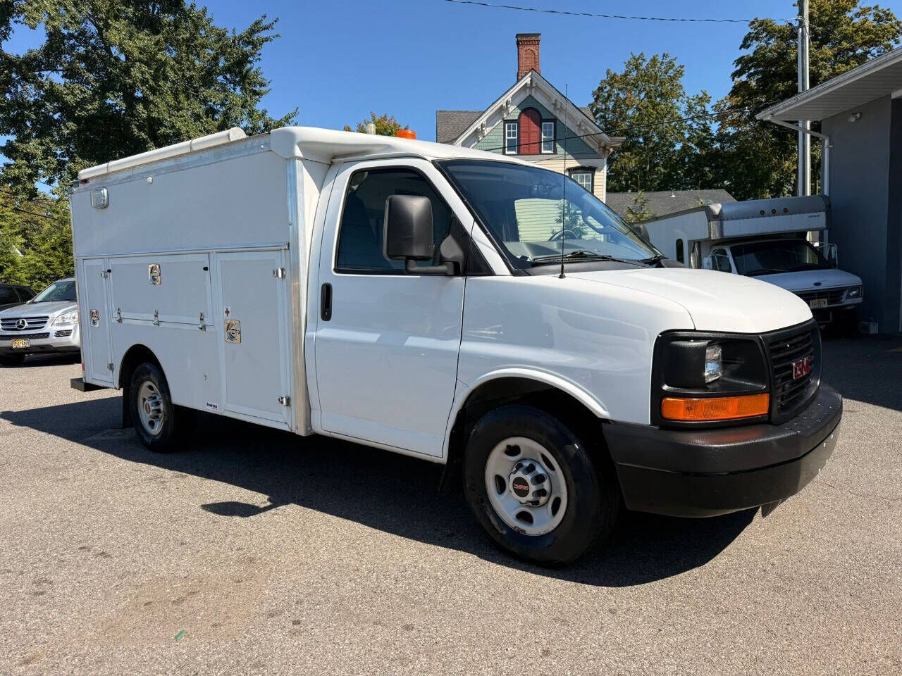 GMC Savana