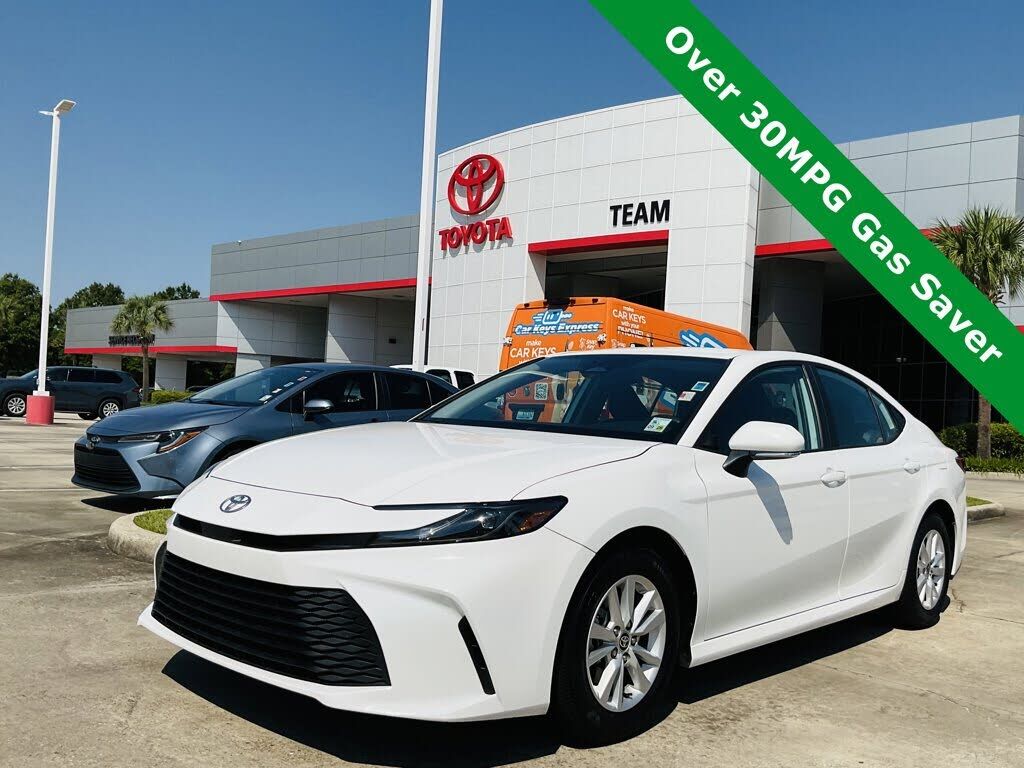 2025 TOYOTA Camry