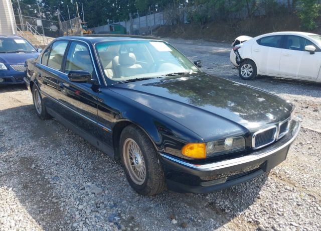 BMW 740i
