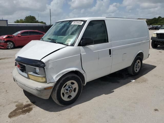 GMC Safari