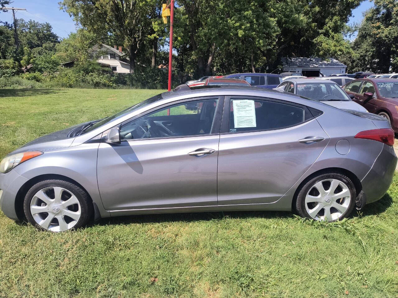 2013 HYUNDAI Elantra
