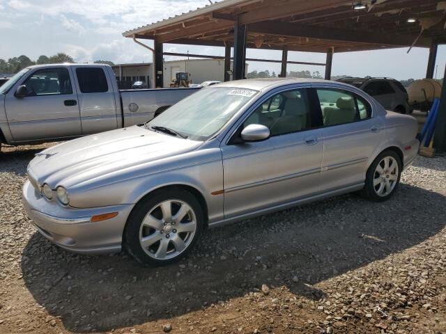 Jaguar X-Type