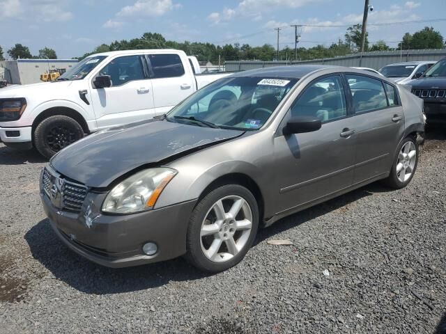 Nissan Maxima