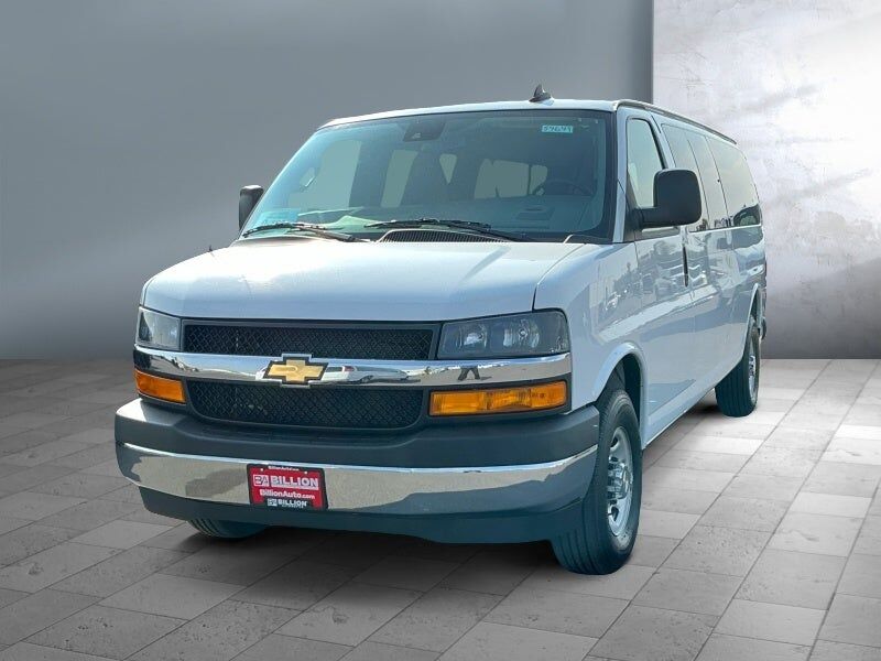 2025 CHEVROLET Express