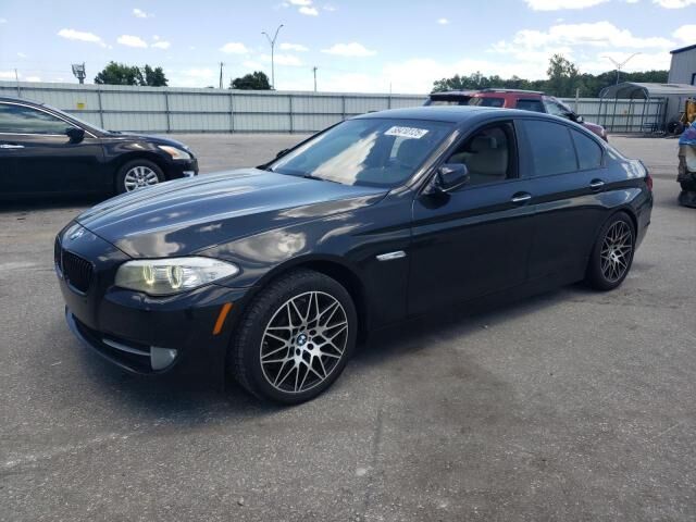 BMW 528i