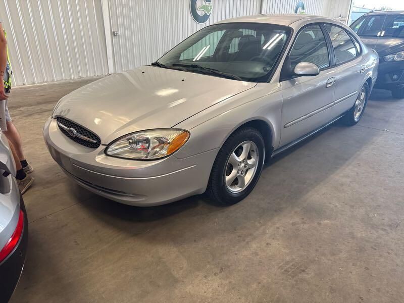 Ford Taurus