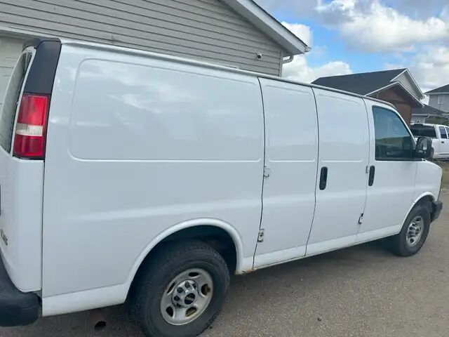 GMC Savana