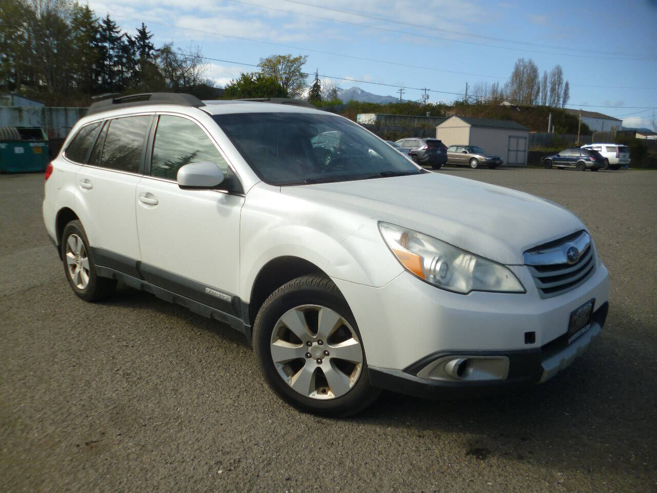 2011 SUBARU Outback