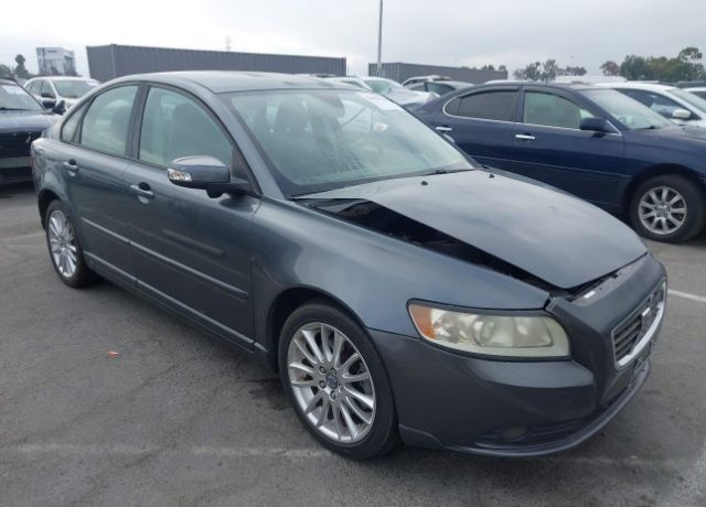 Volvo S40