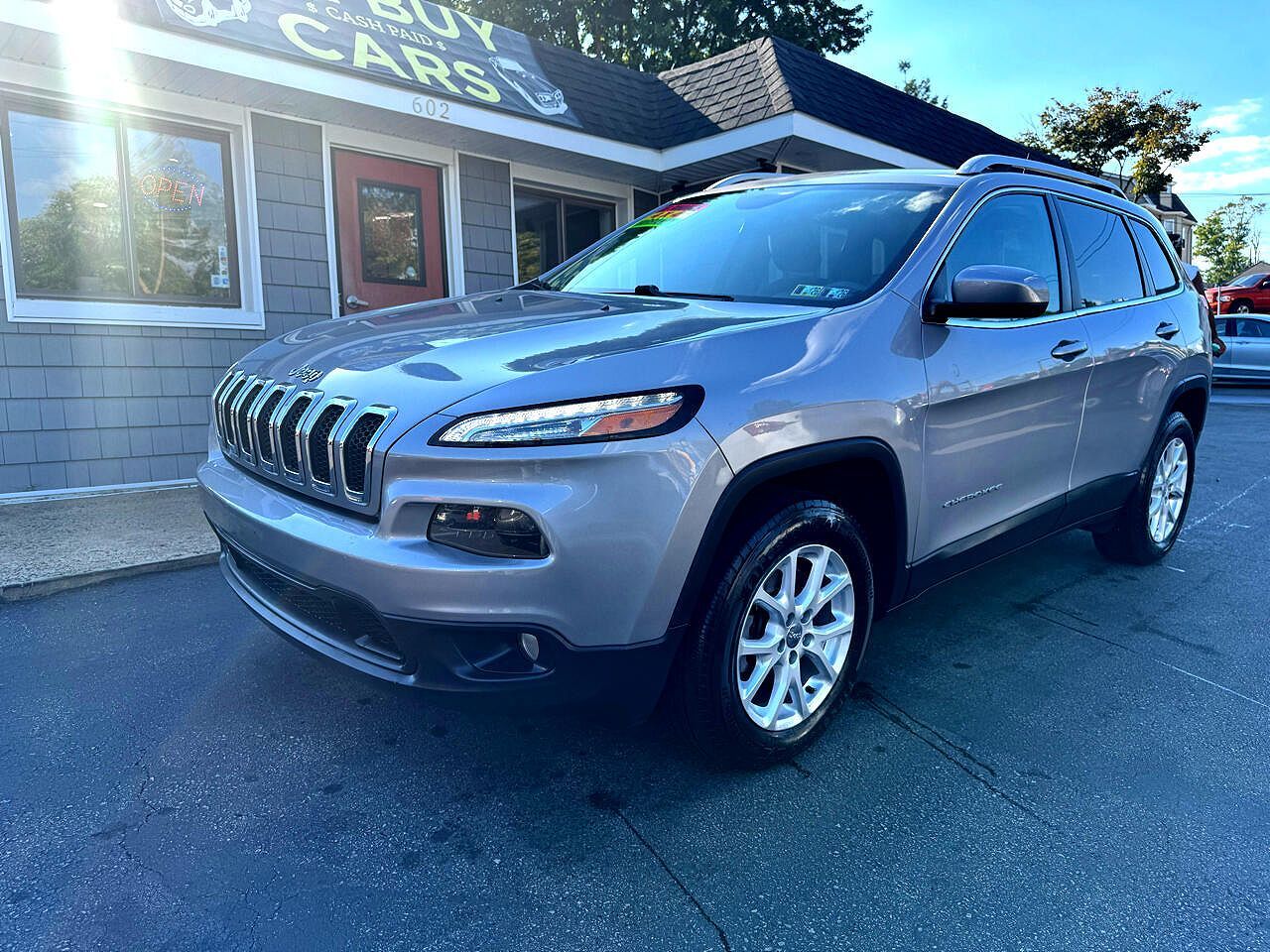 2018 JEEP Cherokee