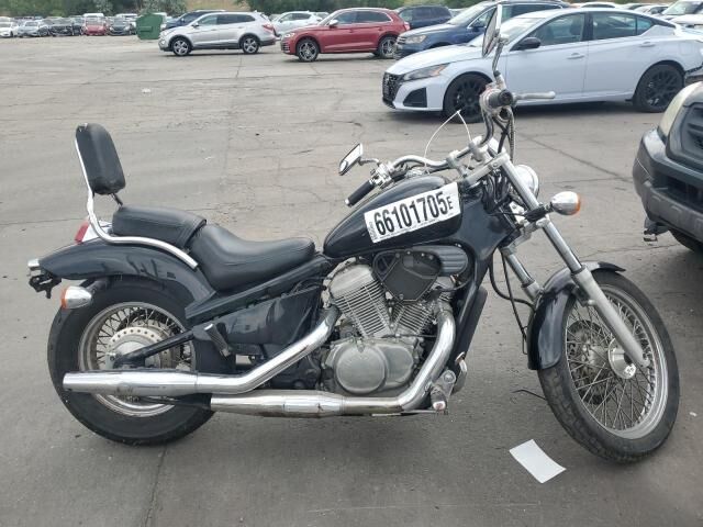 Honda VT600C (SHADOW VLX)