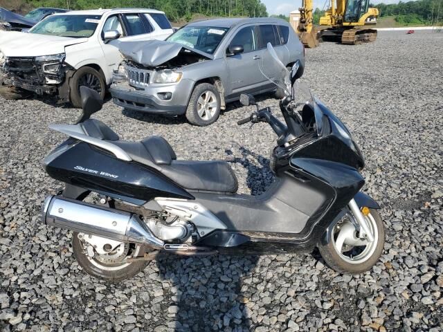 Honda FSC600 (Silver Wing)