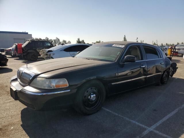 Lincoln Town Car