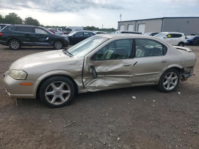 Nissan Maxima