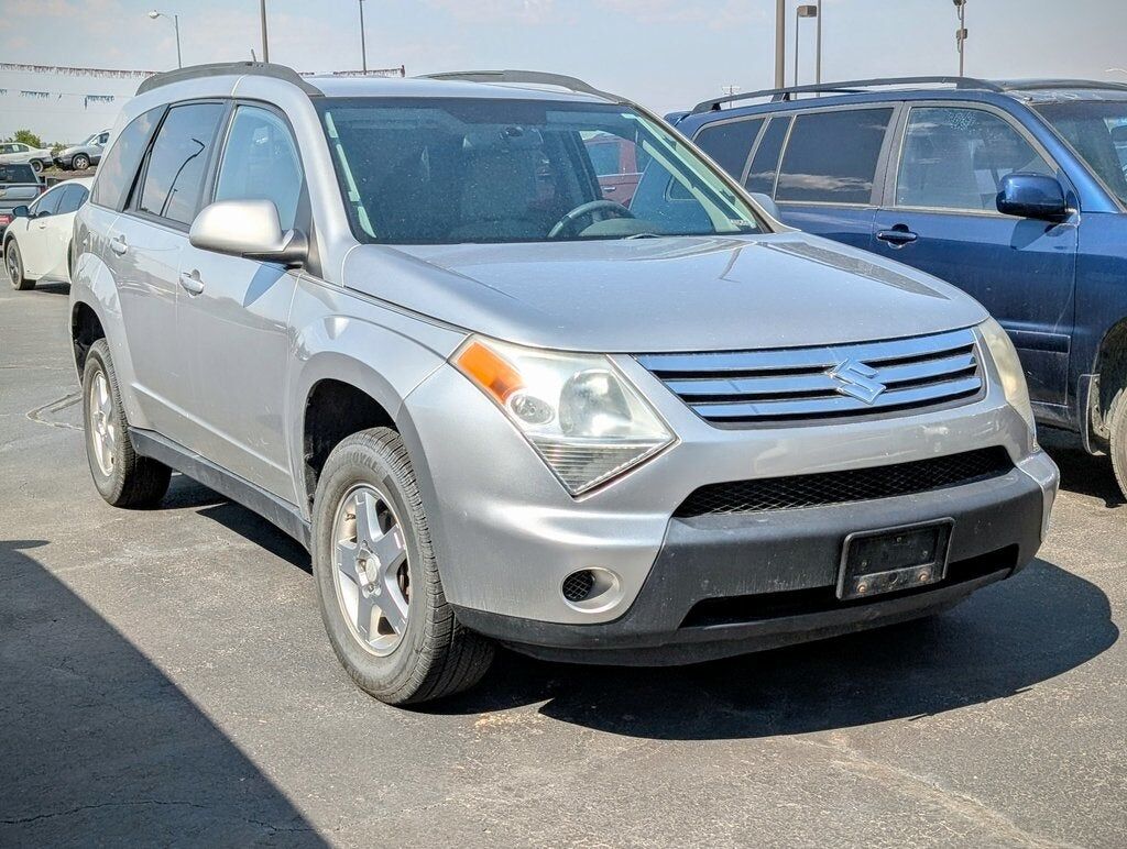 Suzuki XL7
