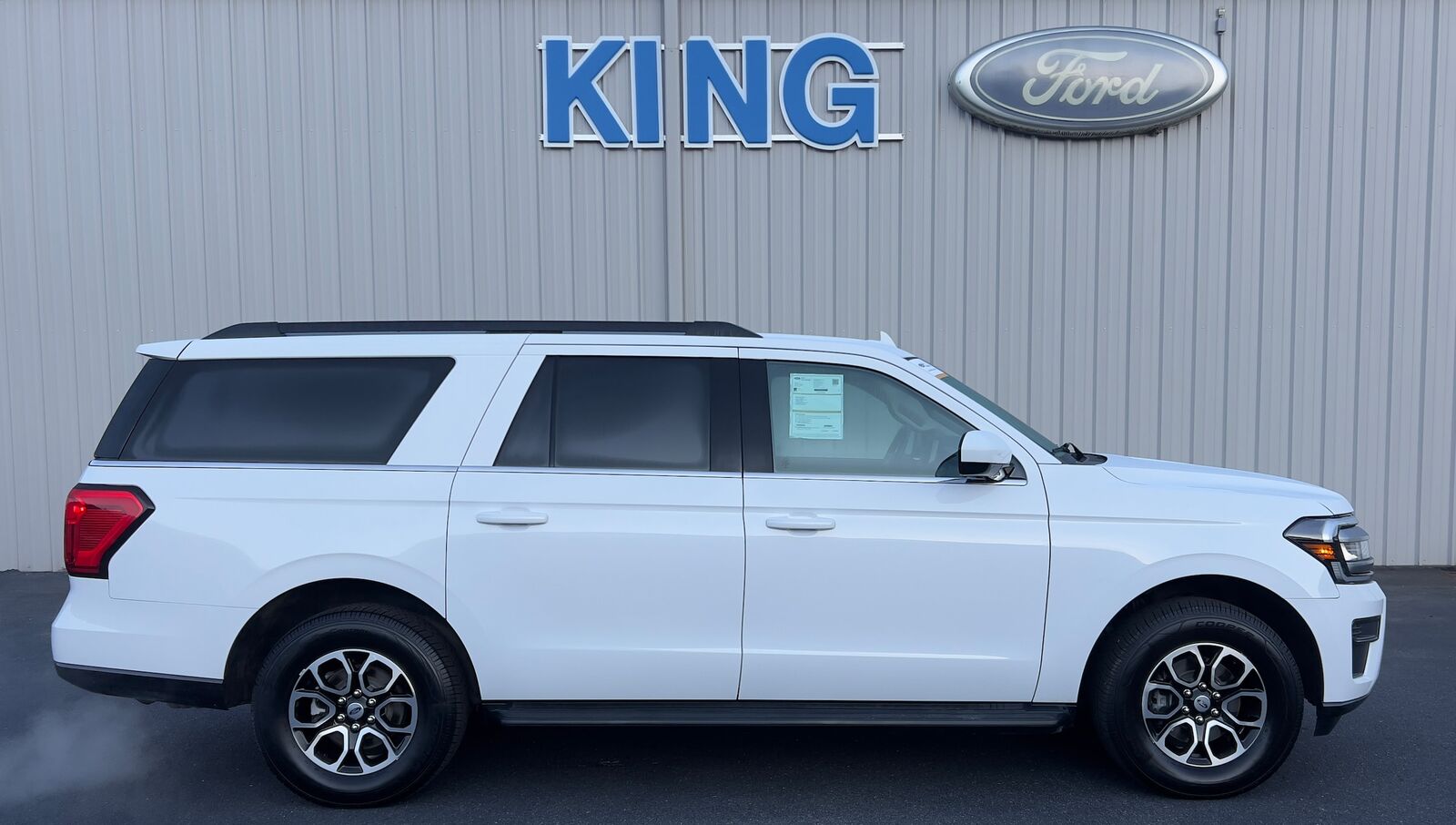 2022 FORD Expedition