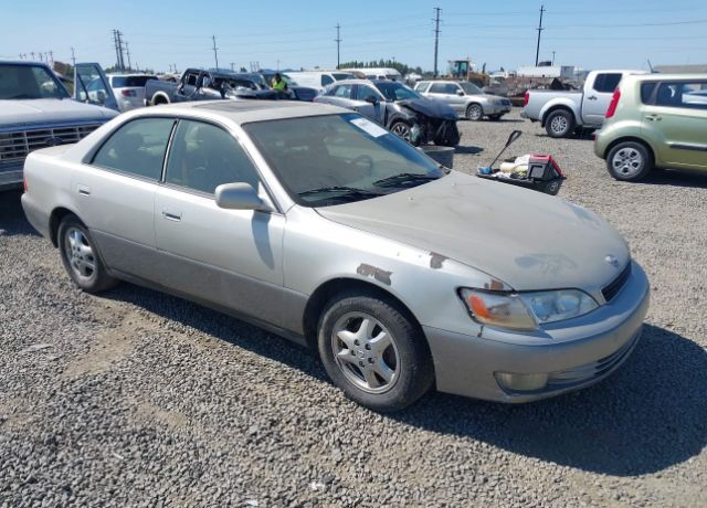 Lexus ES