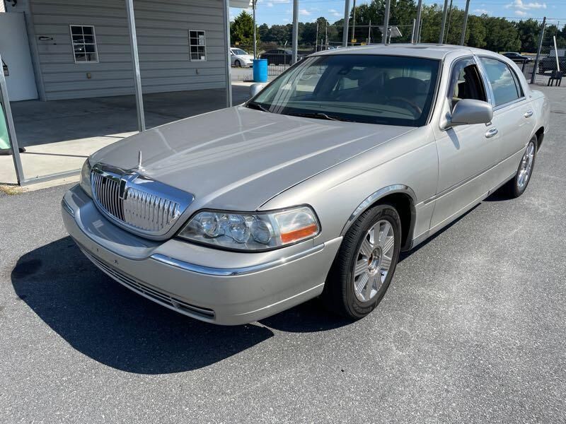 Lincoln Town Car