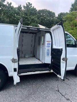 GMC Savana