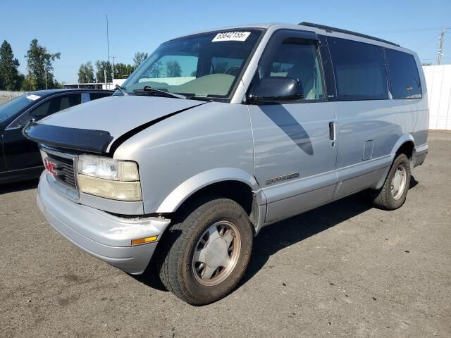GMC Safari