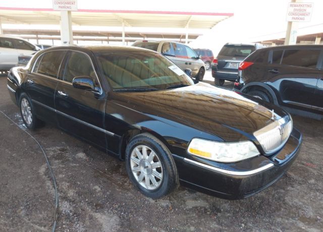 Lincoln Town Car
