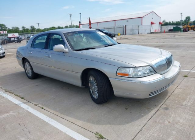 Lincoln Town Car