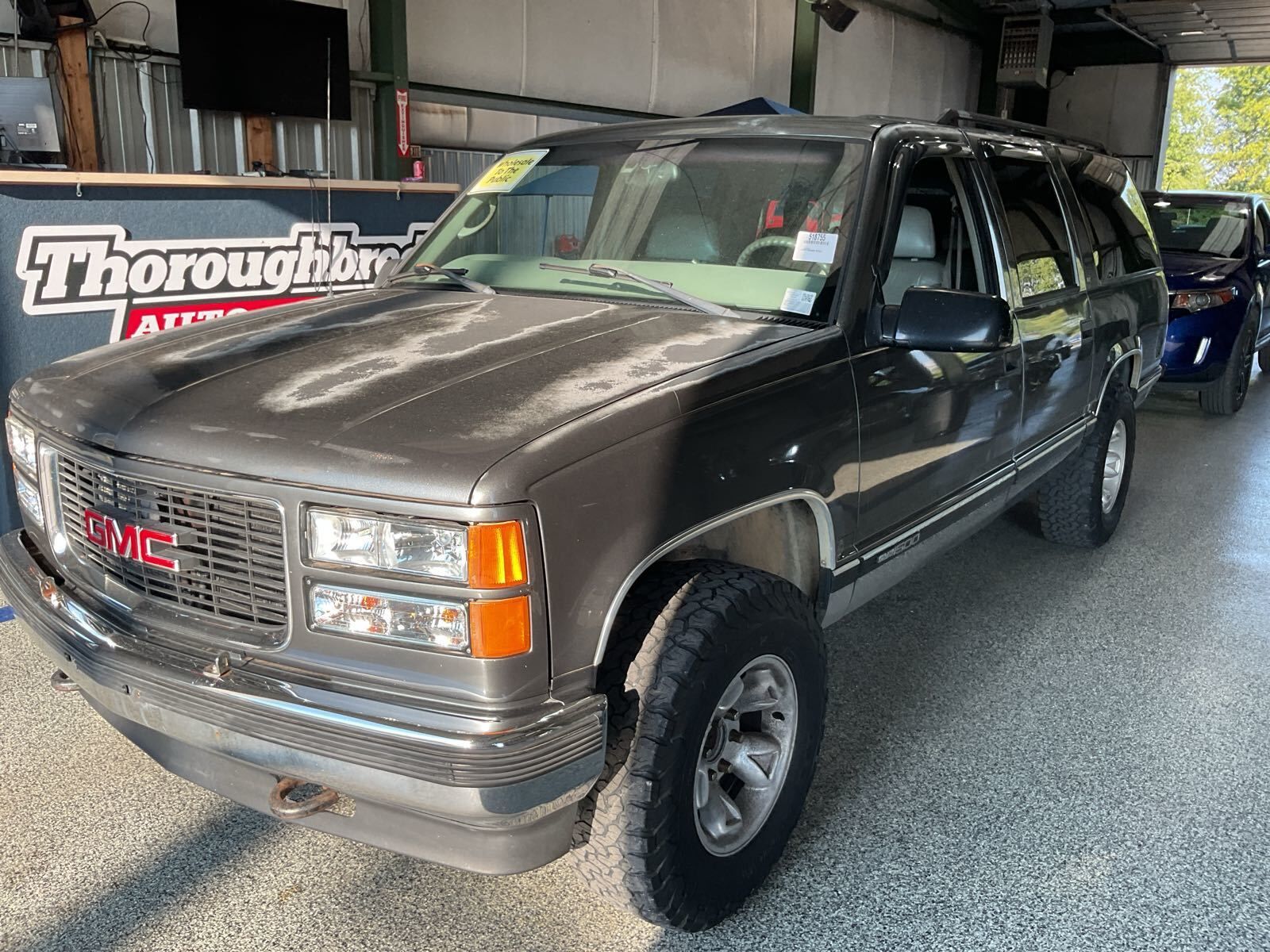 GMC Suburban