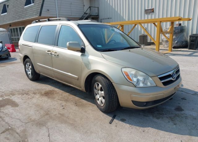Hyundai Entourage