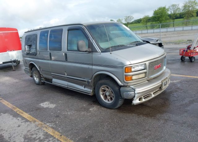 GMC Savana