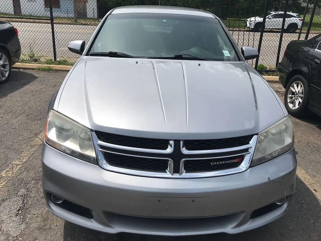 2013 DODGE Avenger