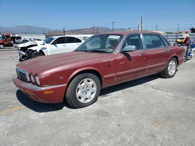 Jaguar Vanden Plas