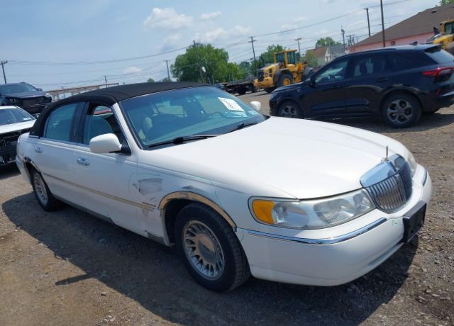 Lincoln Town Car