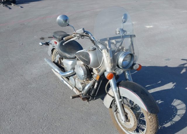 Honda VT750 (Shadow Aero)