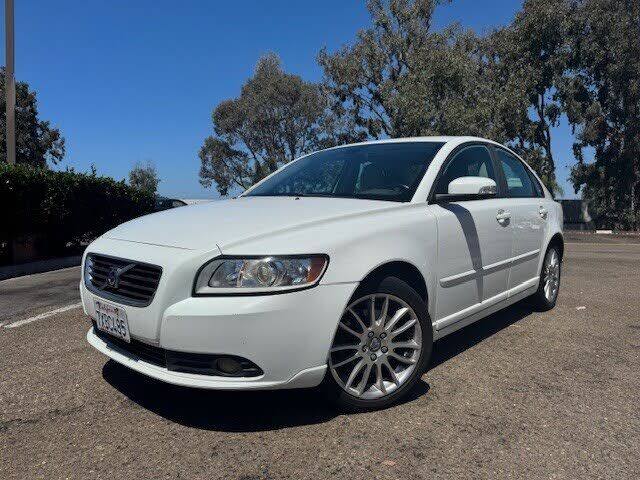 Volvo S40