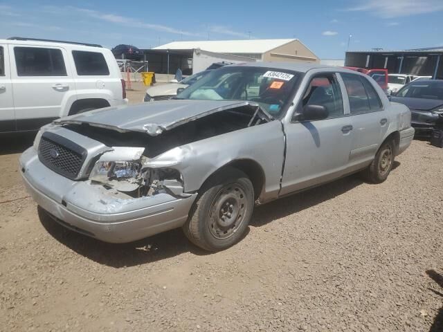 Ford Crown Victoria