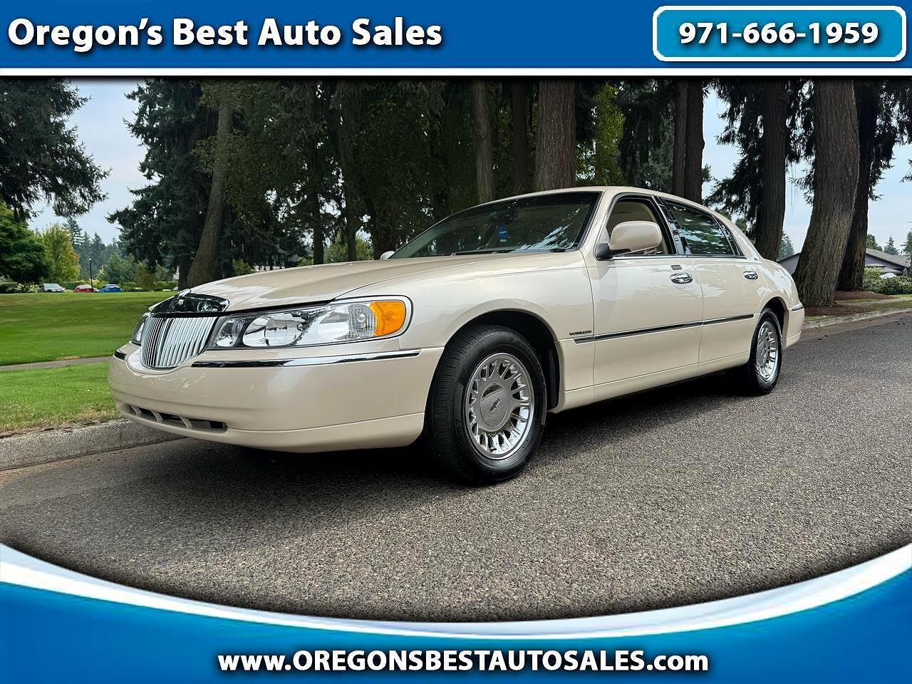 Lincoln Town Car