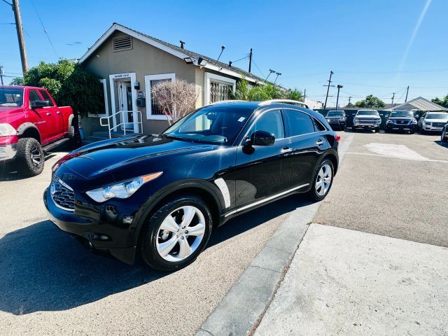 Infiniti FX35