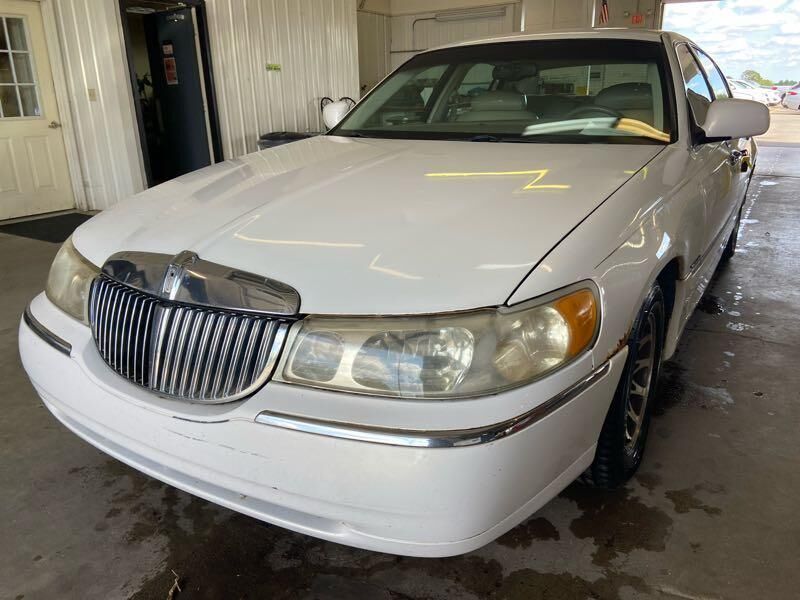 Lincoln Town Car