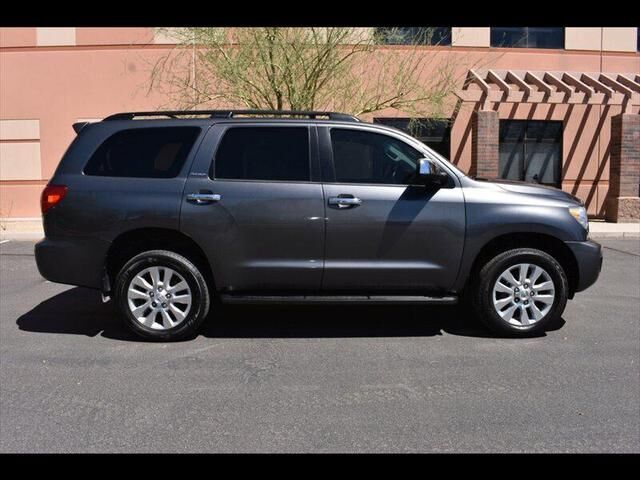 Toyota Sequoia