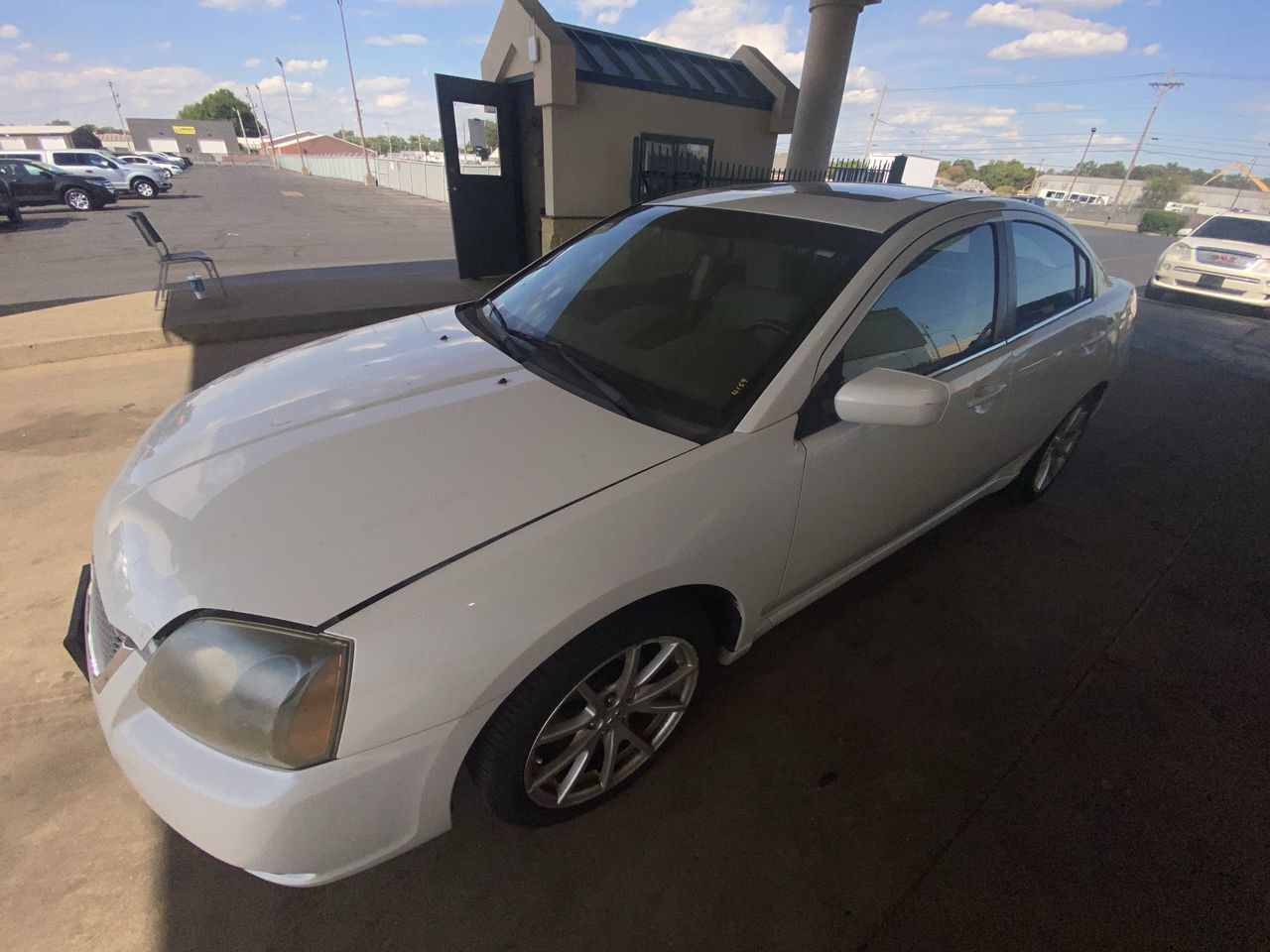 Mitsubishi Galant