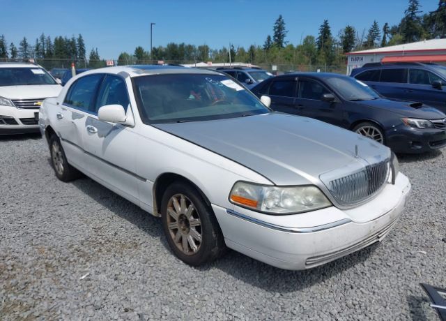 Lincoln Town Car