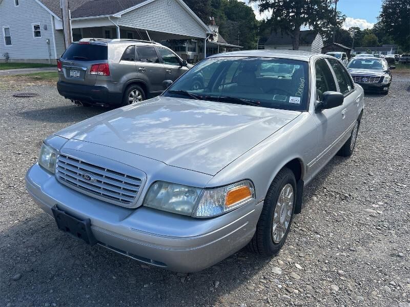 Ford Crown Victoria