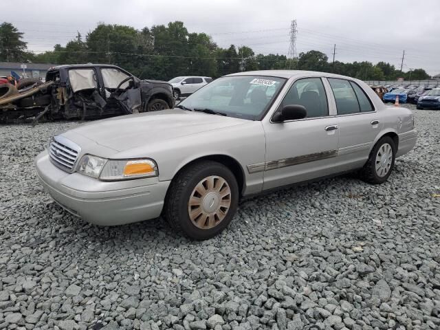 Ford Crown Victoria