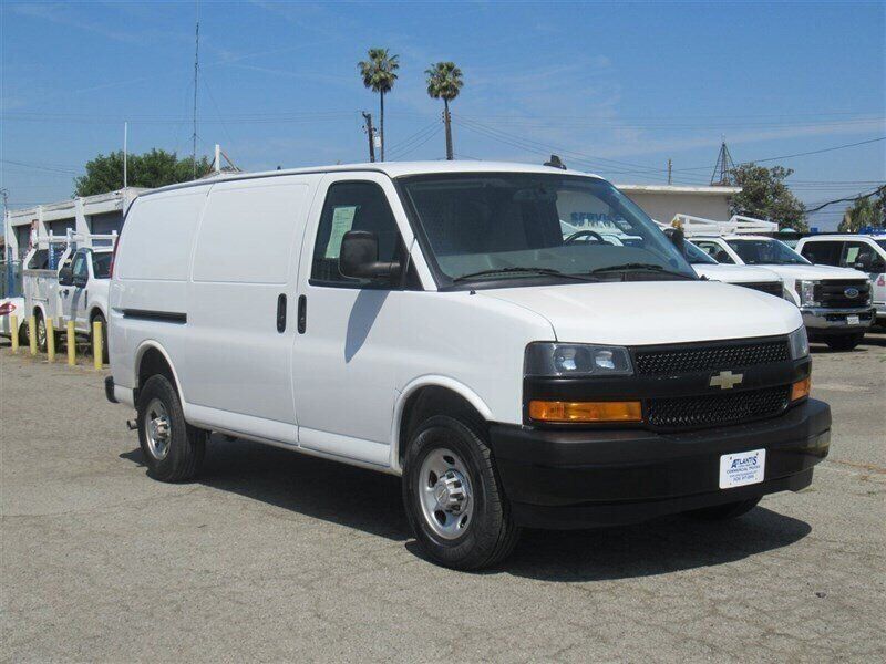 2022 CHEVROLET Express