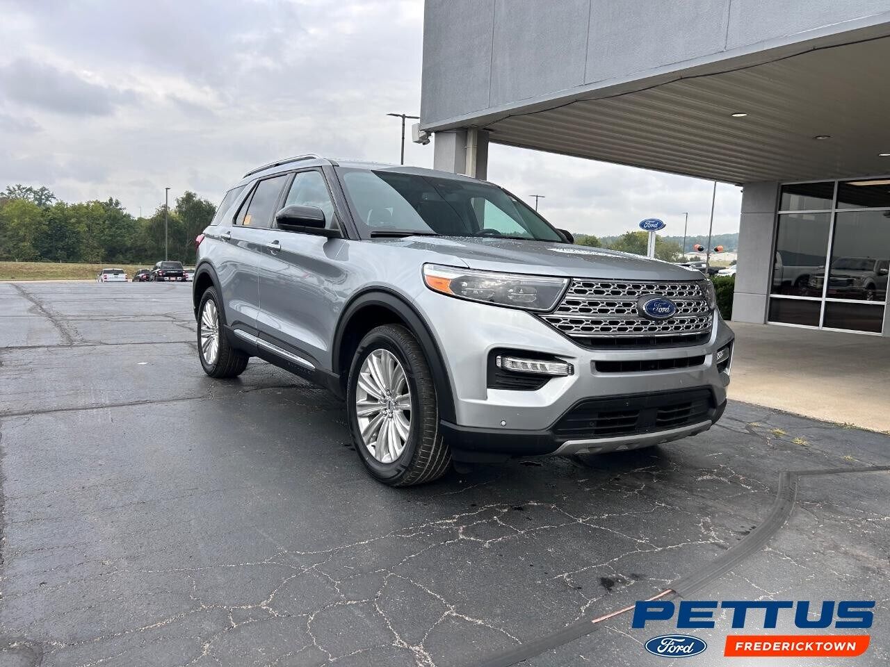 2022 FORD Explorer