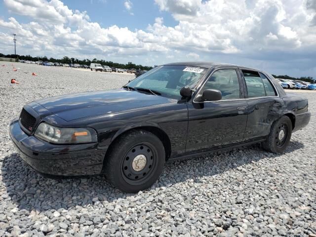 Ford Crown Victoria