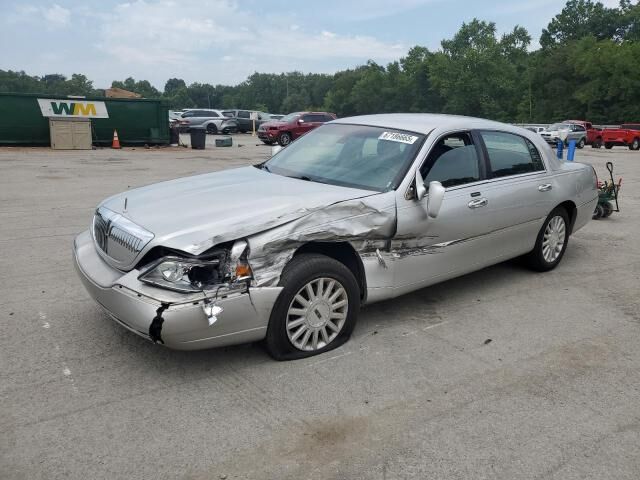 Lincoln Town Car