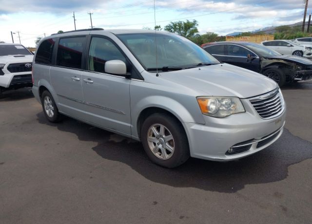 2012 CHRYSLER Town and Country
